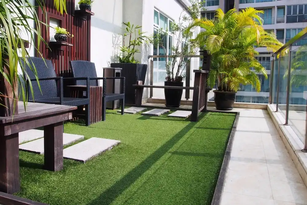 Grass-Carpet-for-balcony