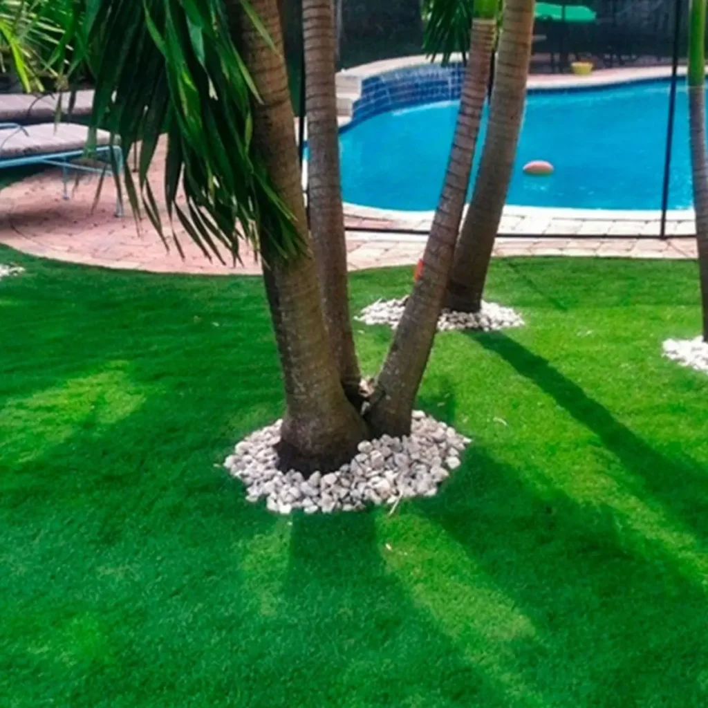 Luxury Swimming Pool Artificial Grass